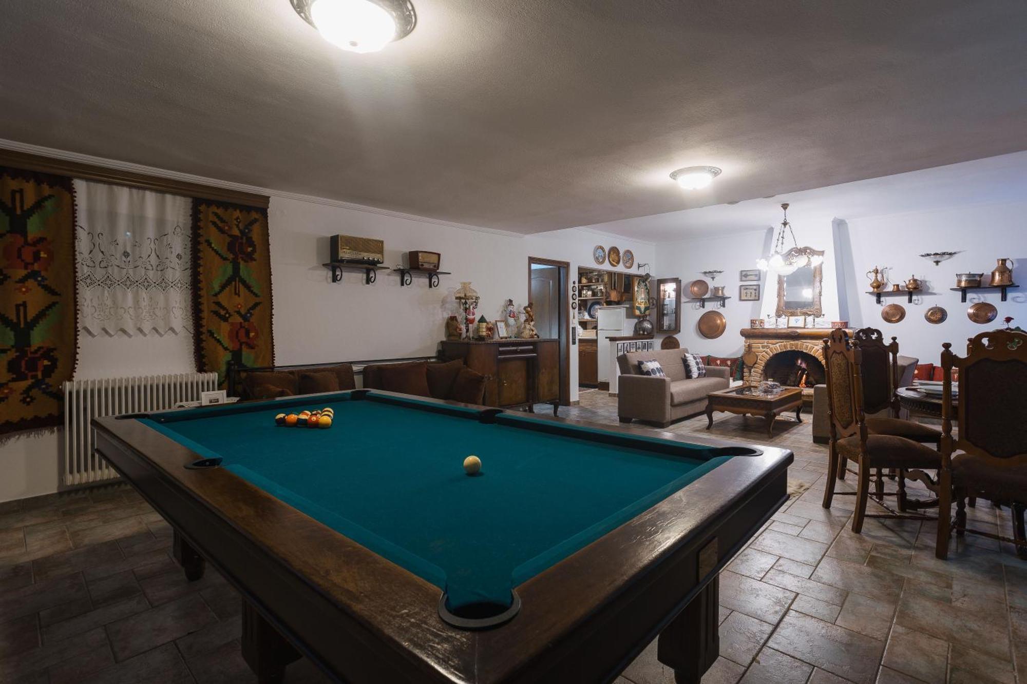 Billiard Home In Trikala Екстер'єр фото